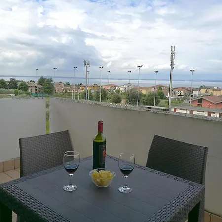 La Terrazza Sul Lago, In Einer Residenz Mit Pool * Bardolino