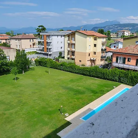 Apartment La Terrazza Sul Lago, In Einer Residenz Mit Pool Bardolino