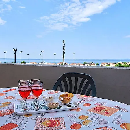 La Terrazza Sul Lago, In Einer Residenz Mit Pool Apartment Bardolino